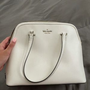 Kate Spade White Purse. Optional Cross Body Strap.